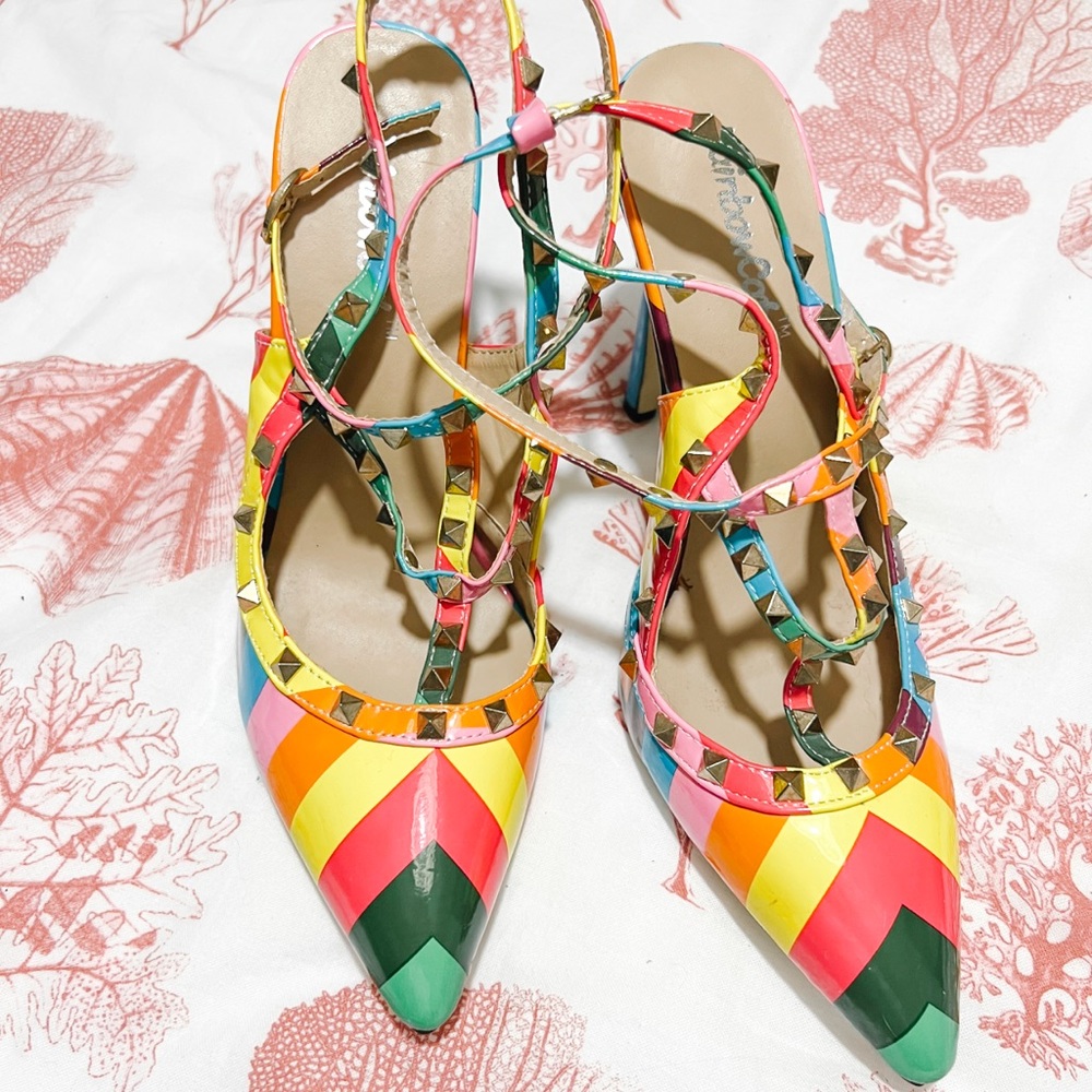 Rainbow rocker studd pumps